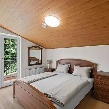 Santa Sofia Villa Fuškulin